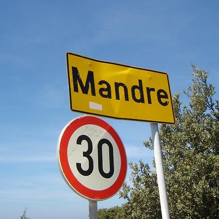 Appartamento Modra Kuca Mandre Esterno foto