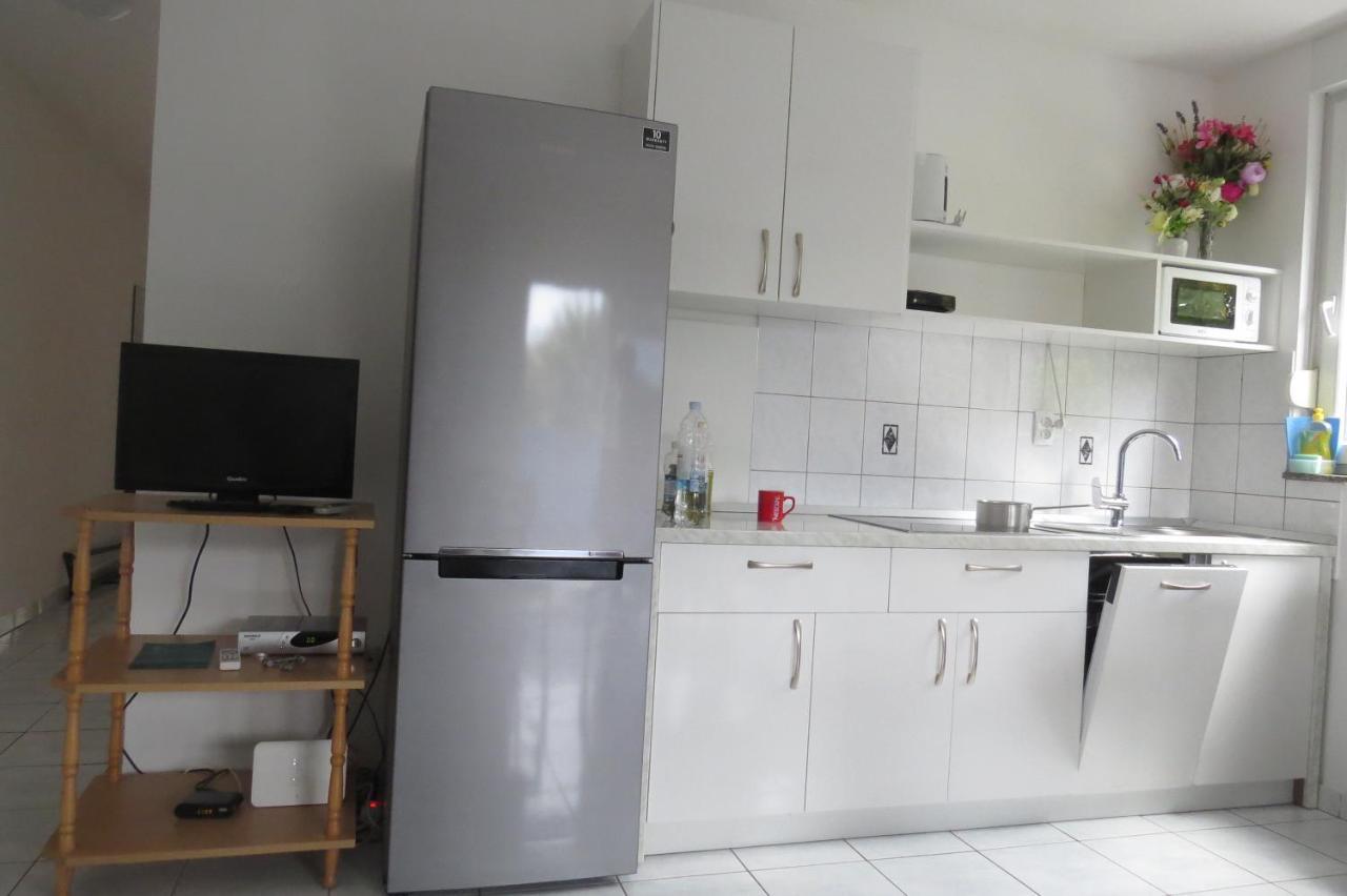 Appartamento Modra Kuca Mandre Esterno foto